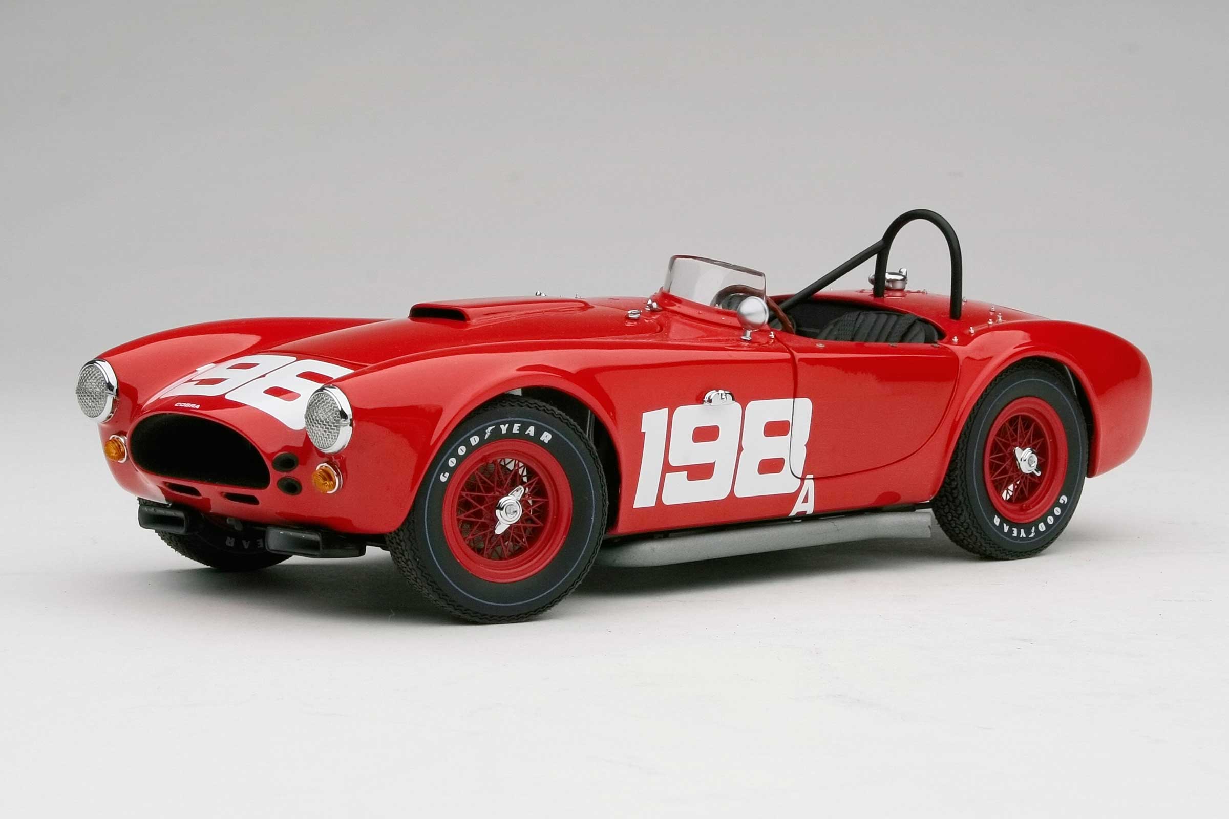 1963 Riverside SCCA driven by Dave MacDonald - First Cobra Victory